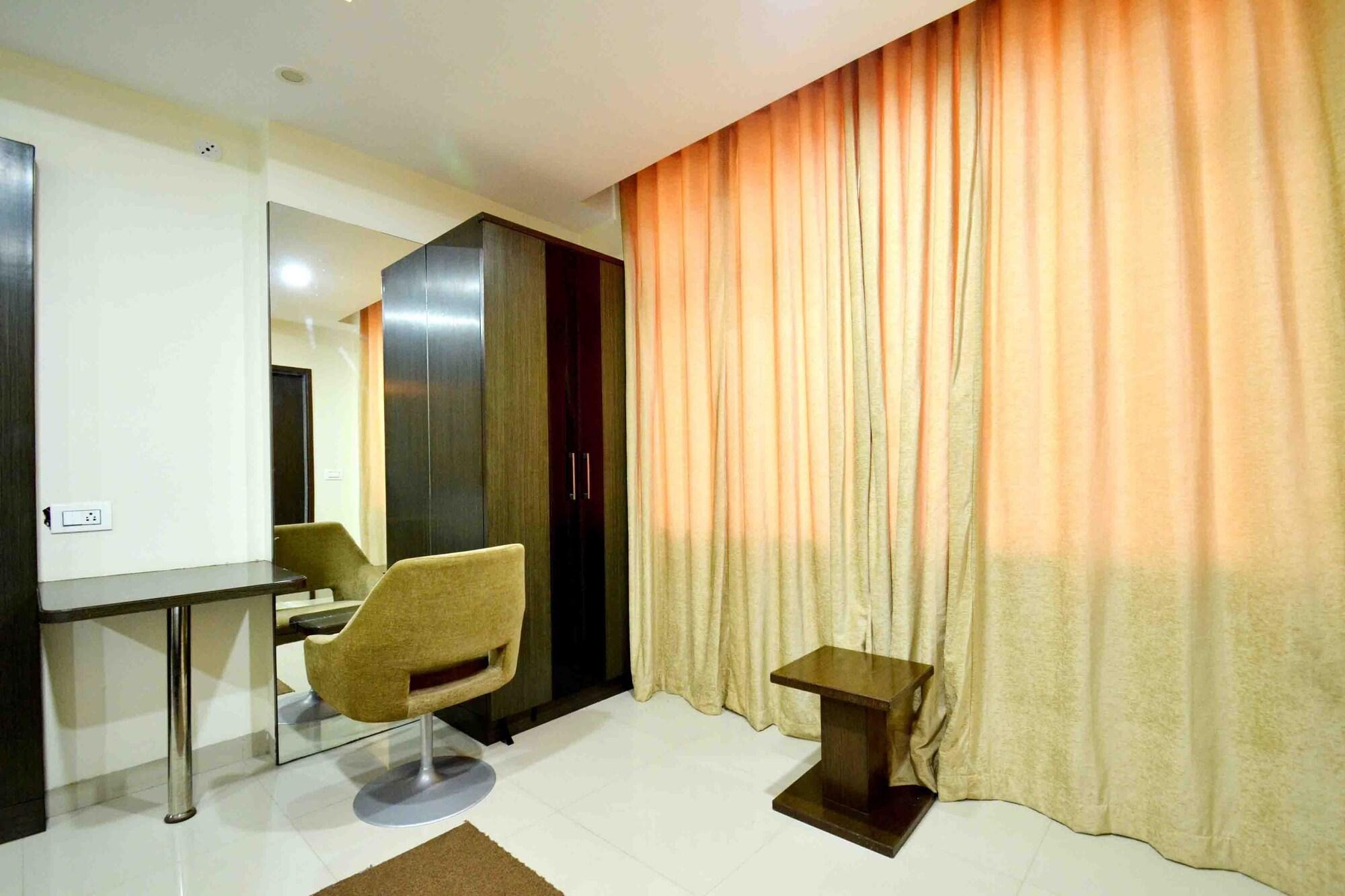 Capital O 1546 The Sensation Hotel Indore Exterior photo