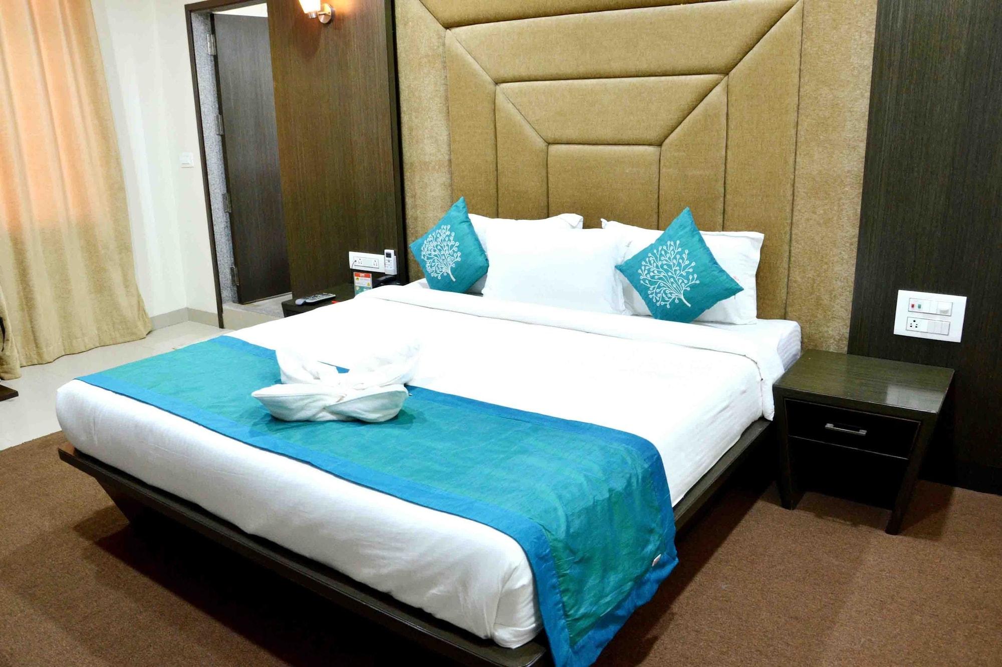 Capital O 1546 The Sensation Hotel Indore Exterior photo
