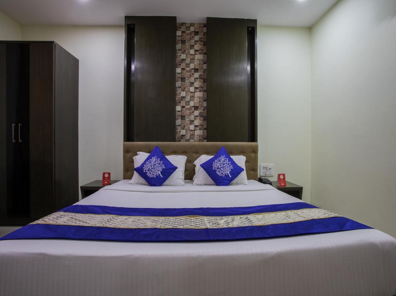 Capital O 1546 The Sensation Hotel Indore Exterior photo