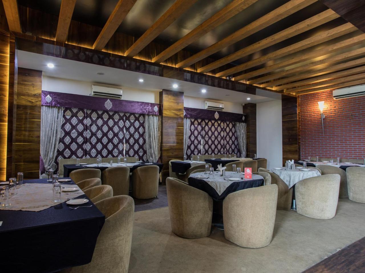 Capital O 1546 The Sensation Hotel Indore Exterior photo