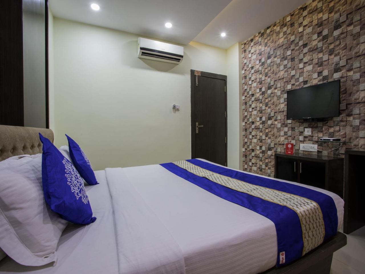 Capital O 1546 The Sensation Hotel Indore Exterior photo